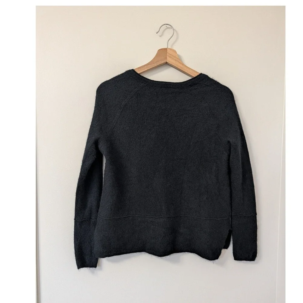 Vince Black 100%‎ Cashmere V-Neck Raglan Sweater Side Slit XS